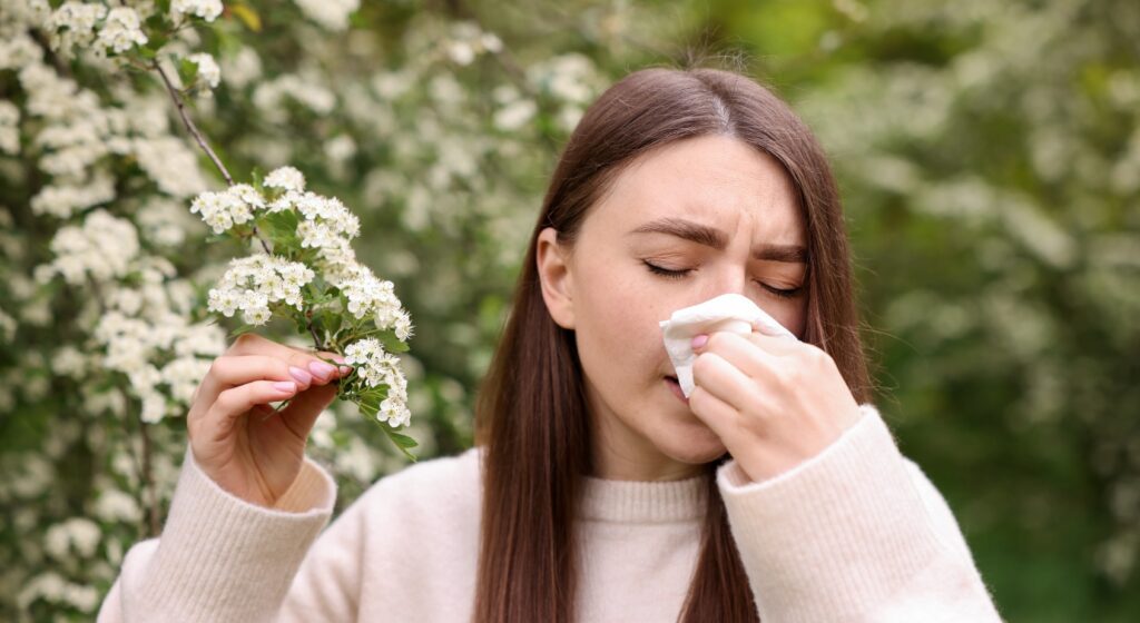 Allergie di primavera: guida pratica per gestire i sintomi (naso e occhi)
