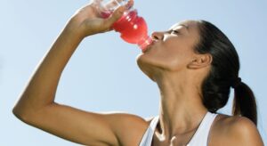 Stanchezza di agosto: come reintegrare sali minerali quando il caldo non dà tregua